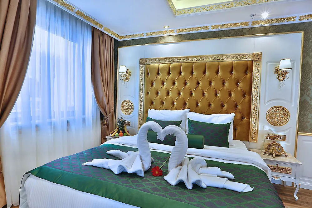 איסטמבול Hotel Emirhan Palace 3*,